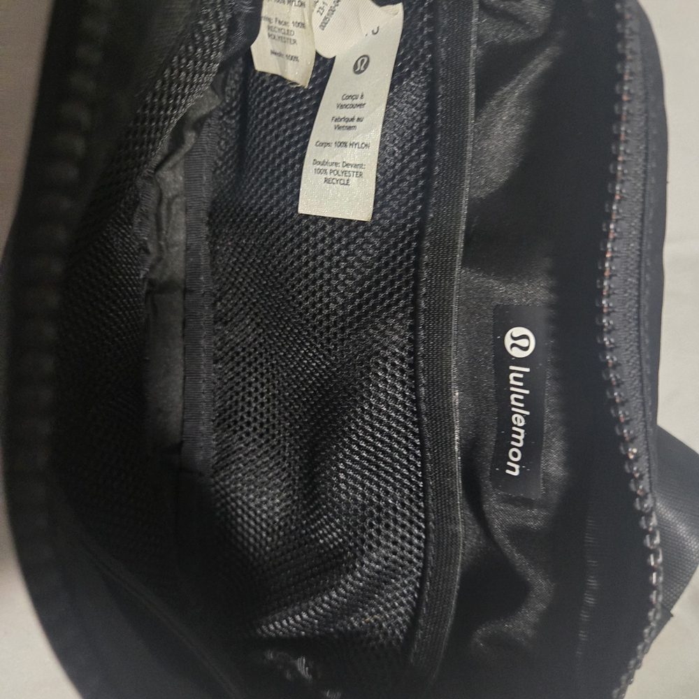 lululemon athletica Black Bag - Picture 5 of 6